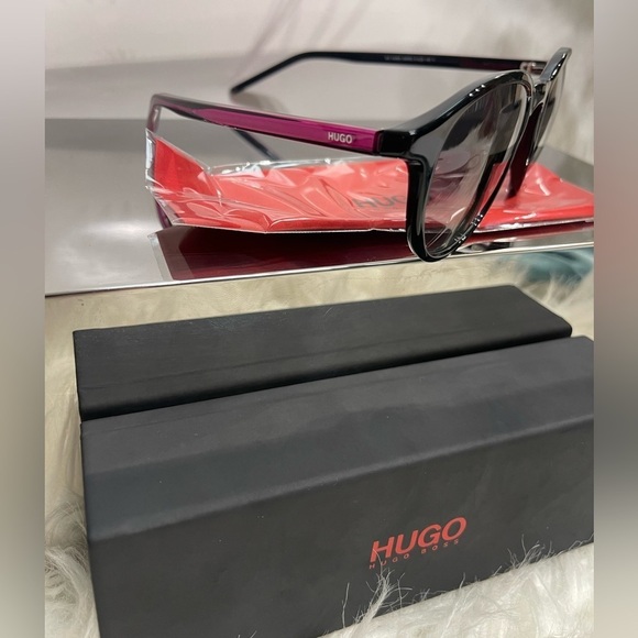 - HUGO sunglasses main image 6